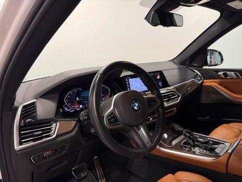 Used 2020 BMW X5 xDrive40i w/ M Sport Package image 25
