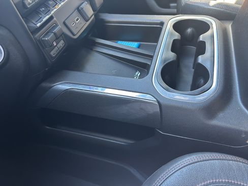 Used 2019 GMC Sierra 1500 AT4 w/ AT4 Premium Package image 31