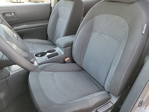 Used 2013 Nissan Rogue S AWD/4WD image 11