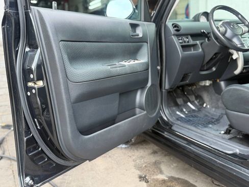 Used 2006 Scion xB image 5