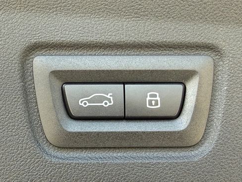 New 2026 BMW i4 eDrive40 RWD image 17