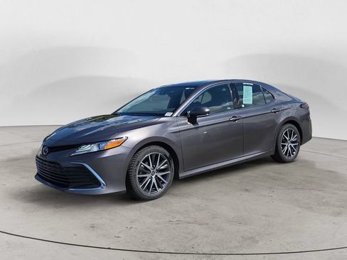 Used 2024 Toyota Camry XLE w/ Navigation Package AWD/4WD image 1