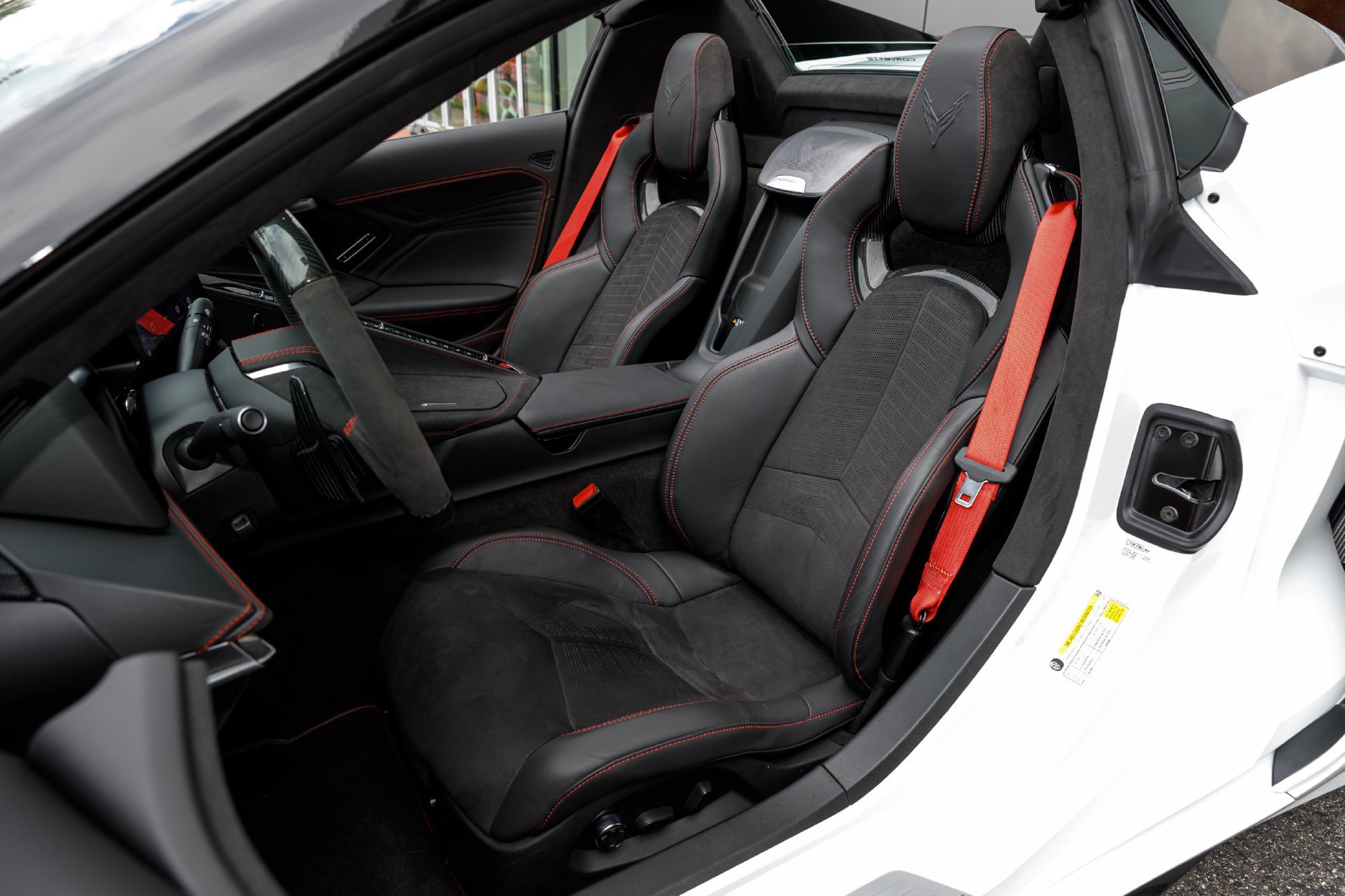 Used 2024 Chevrolet Corvette Z06 w/ Stealth Interior Trim Package RWD image 22