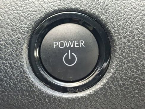 Certified 2025 Toyota Camry SE image 25