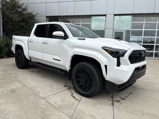 Used 2024 Toyota Tacoma TRD Sport w/ TRD Sport Premium Package AWD/4WD video 2