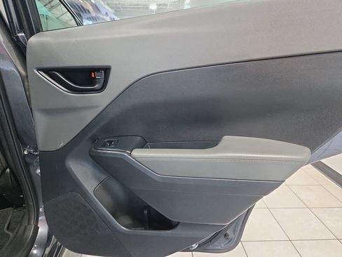 Used 2025 Subaru Crosstrek 2.5i Premium AWD/4WD image 19