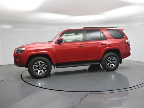 Used 2024 Toyota 4Runner TRD Off-Road image 27