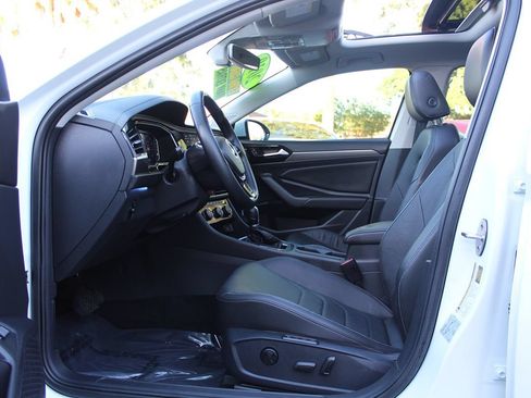 Used 2019 Volkswagen Jetta SEL Premium FWD image 20