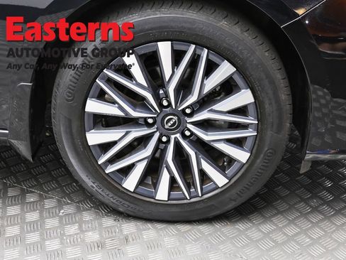 Used 2023 Nissan Altima 2.5 SV AWD/4WD image 31