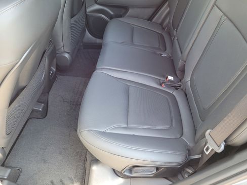 New 2025 Hyundai Tucson Limited image 14