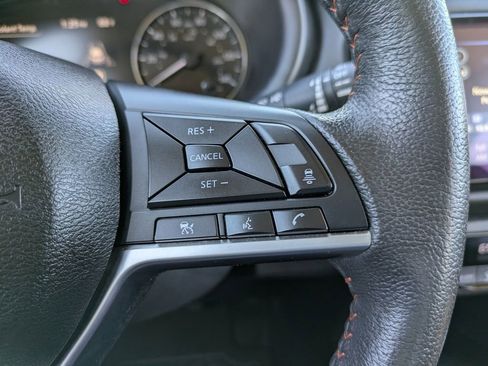 Used 2023 Nissan Kicks SR image 25