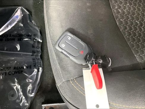 Used 2018 GMC Terrain SLE image 10