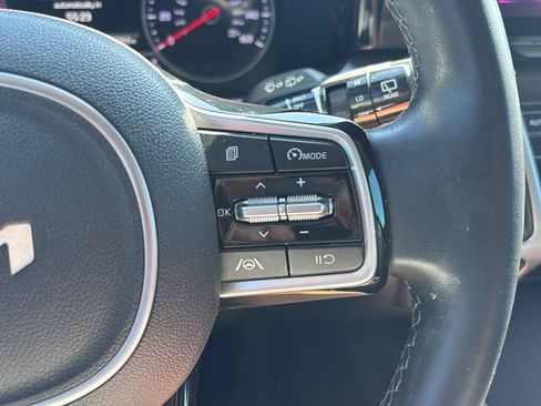 Used 2023 Kia Sorento S w/ Panoramic Sunroof Package FWD image 25