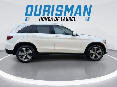 Used 2020 Mercedes-Benz GLC 300 4MATIC w/ Parking Assistance Package image 9