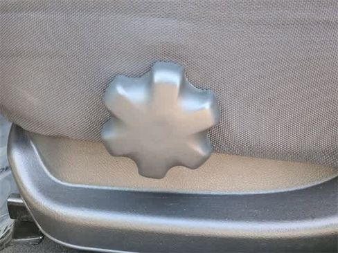 Used 2011 Chevrolet Aveo5 LT w/ Power and Convenience Package image 18