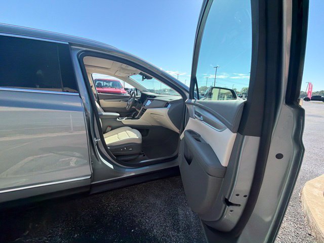 Used 2024 Cadillac XT5 Premium Luxury FWD image 23