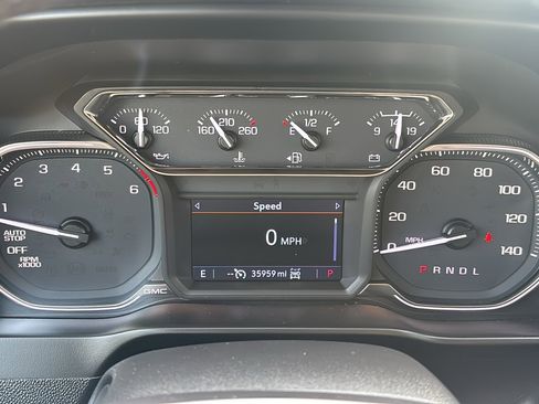 Used 2020 GMC Sierra 1500 SLT w/ SLT Premium Package image 18