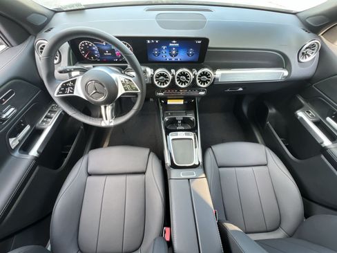 New 2026 Mercedes-Benz GLB 250 4MATIC image 13
