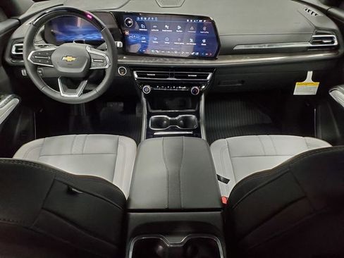 New 2026 Chevrolet Traverse High Country w/ LPO, Floor Liner Package AWD/4WD image 25