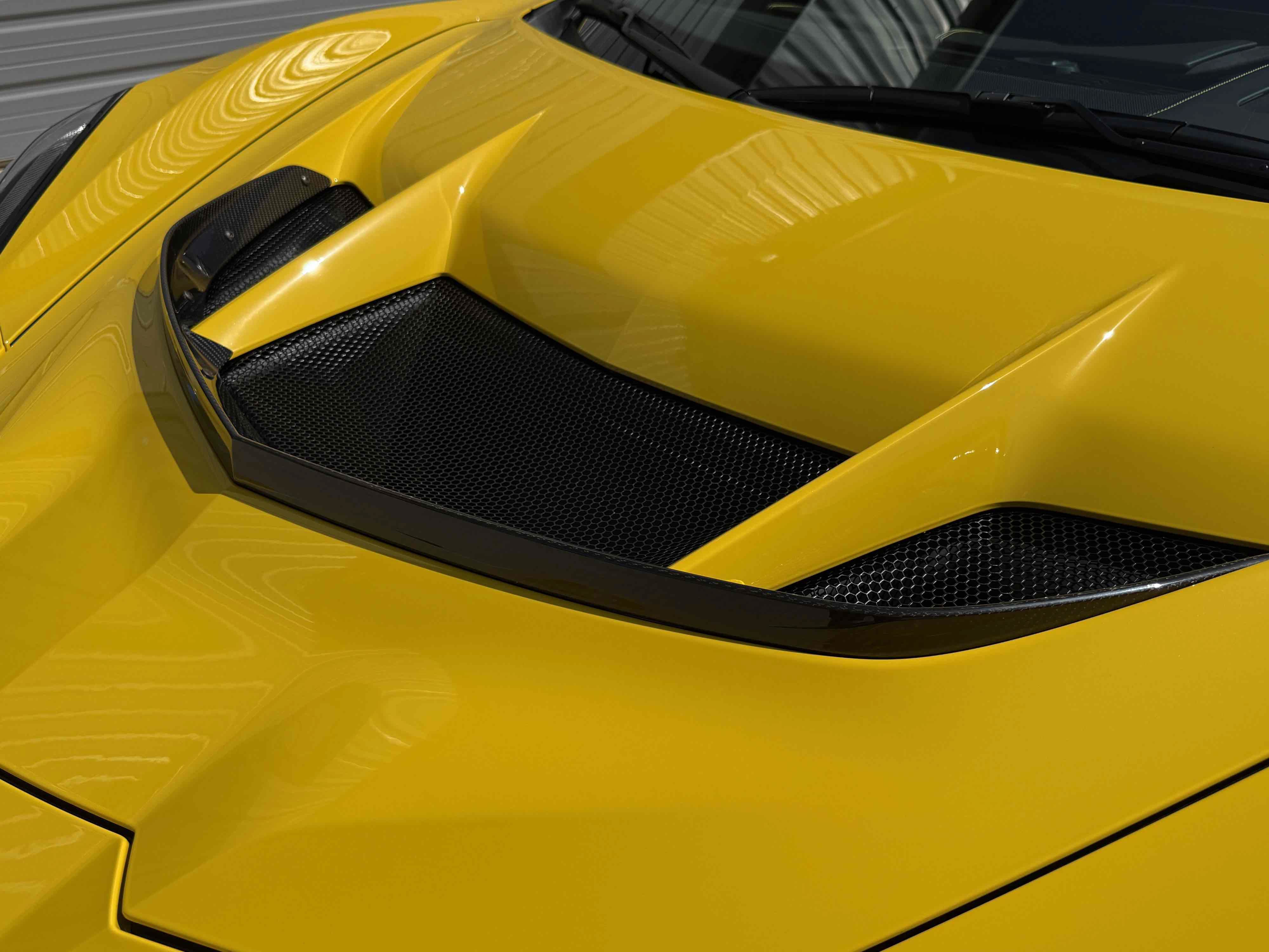 Used 2026 Chevrolet Corvette ZR1 w/ ZR1 Carbon Fiber Aero Package RWD image 12