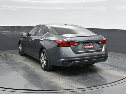 Used 2025 Nissan Altima 2.5 S image 10