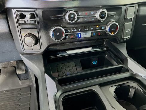 Used 2025 Ford F450 Lariat w/ Lariat Ultimate Package AWD/4WD image 22