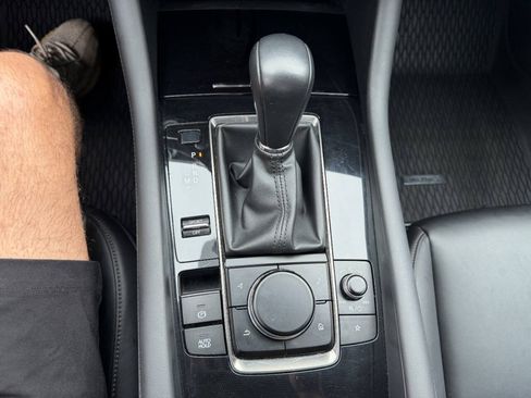 Used 2019 MAZDA MAZDA3 AWD Sedan image 34