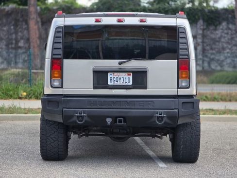 Used 2004 HUMMER H2 image 11