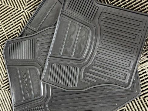 Used 2018 Ford Focus SE w/ Cold Weather Package image 48