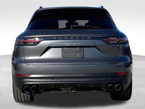 Used 2019 Porsche Cayenne S image 4
