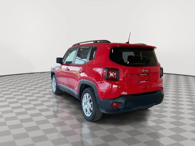 Used 2019 Jeep Renegade Latitude FWD image 8