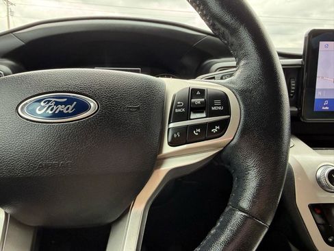 Used 2021 Ford Explorer XLT w/ Equipment Group 202A image 24