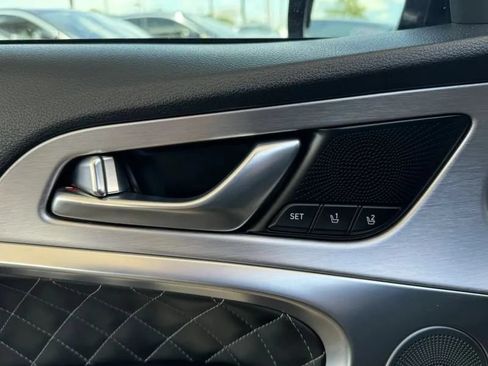 Used 2021 Genesis G70 3.3T w/ Sport Package RWD image 43