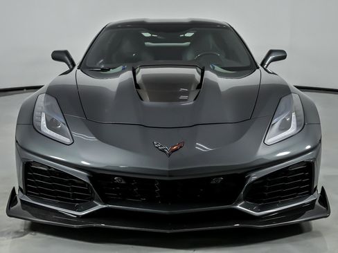 Used 2019 Chevrolet Corvette ZR1 image 5