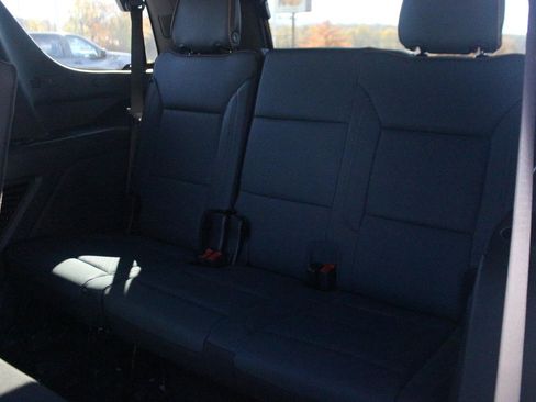 New 2026 GMC Yukon AT4 w/ LPO, Floor Liner Package image 12