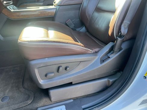 Used 2016 Chevrolet Silverado 1500 High Country w/ High Country Premium Package image 14