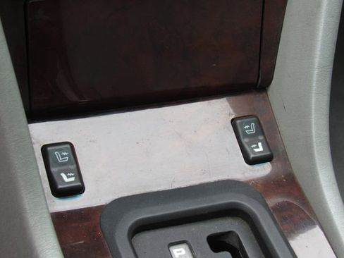 Used 1994 Mercedes-Benz E 320 Convertible image 22