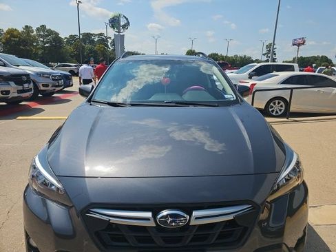 Used 2022 Subaru Crosstrek 2.0i Premium w/ Moonroof Package AWD/4WD image 10