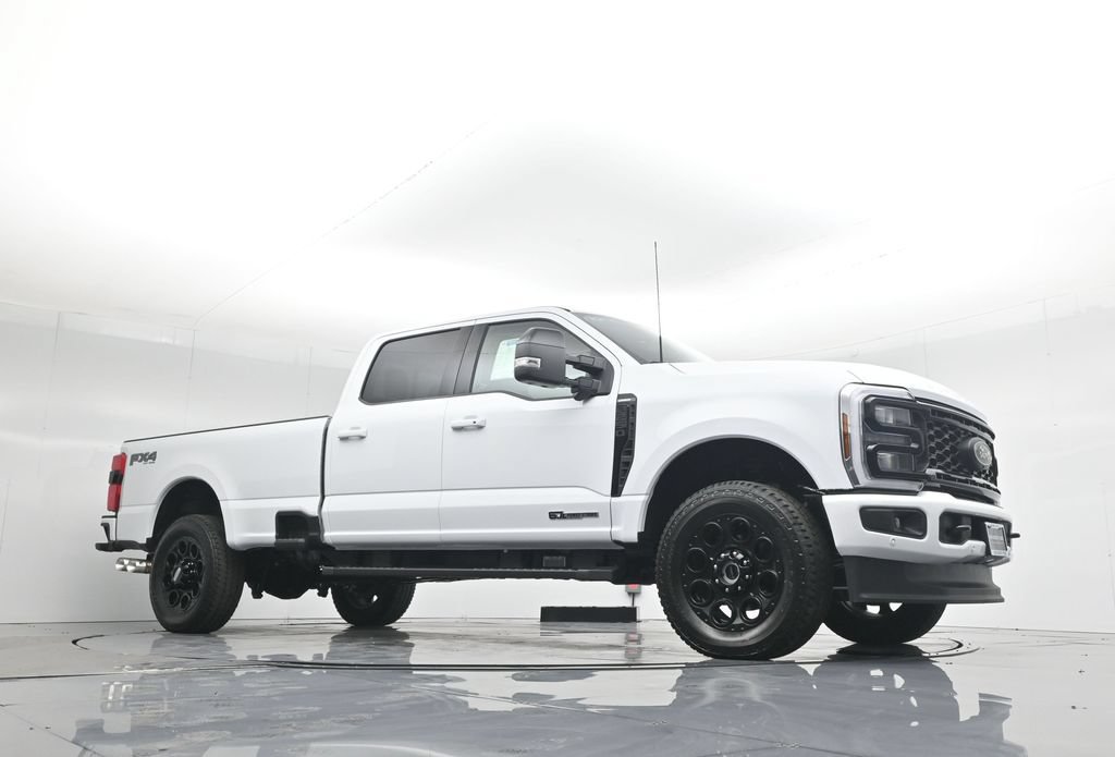 New 2026 Ford F250 Lariat w/ Black Appearance Package AWD/4WD image 34
