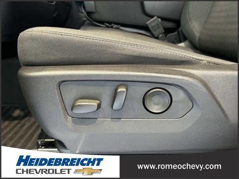 Used 2024 Chevrolet Silverado 1500 LT AWD/4WD image 14