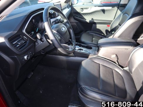 Used 2020 Ford Escape SEL image 9