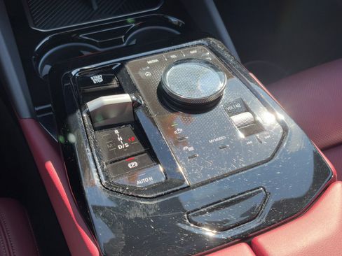 Certified 2025 BMW 530i xDrive w/ Premium Package image 26