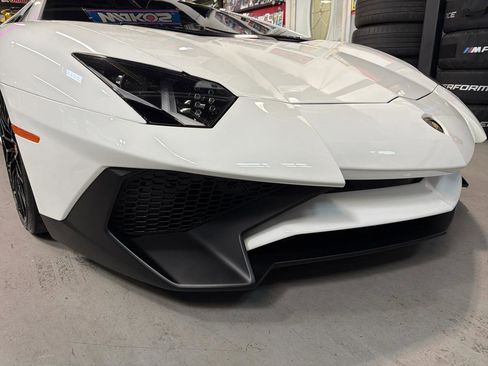 Used 2016 Lamborghini Aventador LP 750-4 Superveloce image 13