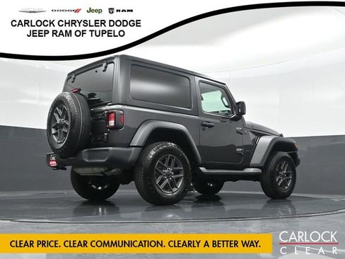 Used 2025 Jeep Wrangler Sport image 34