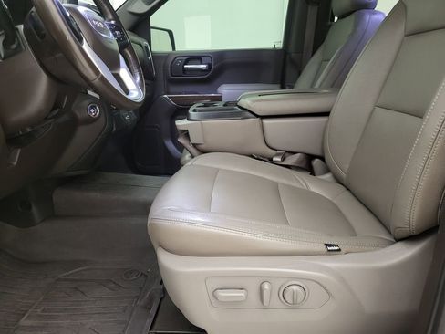 Used 2019 GMC Sierra 1500 SLE w/ SLE Value Package image 2