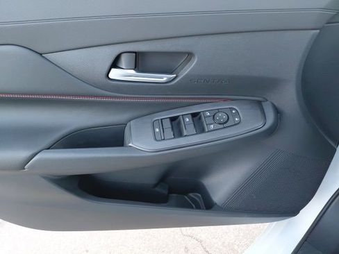 New 2026 Nissan Sentra SR w/ Floor Mat Package image 15