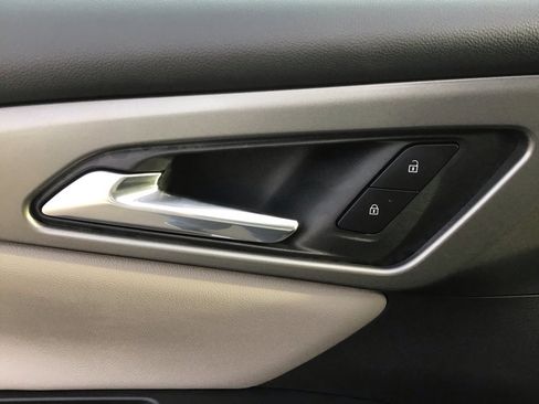 New 2026 Chevrolet Traverse LT w/ Driver Confidence Package image 31