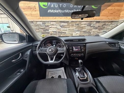 Used 2017 Nissan Rogue S w/ S Appearance Package AWD/4WD image 19