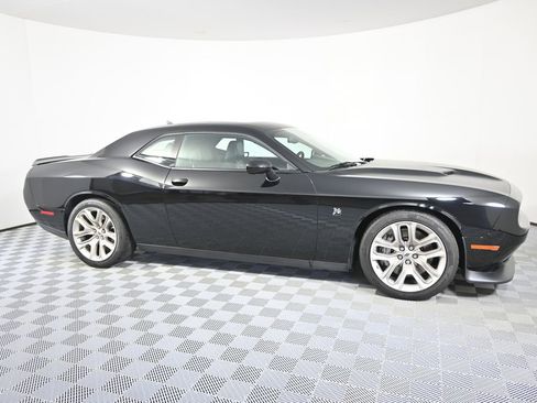 Used 2020 Dodge Challenger R/T Scat Pack image 8