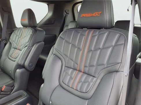 New 2026 Nissan Armada PRO-4X AWD/4WD image 15